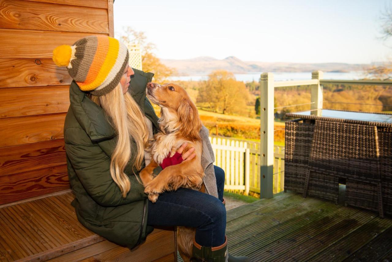 Bonnie Barns - Adults Only Luxury Lodges With Hot Tubs Luss Bagian luar foto