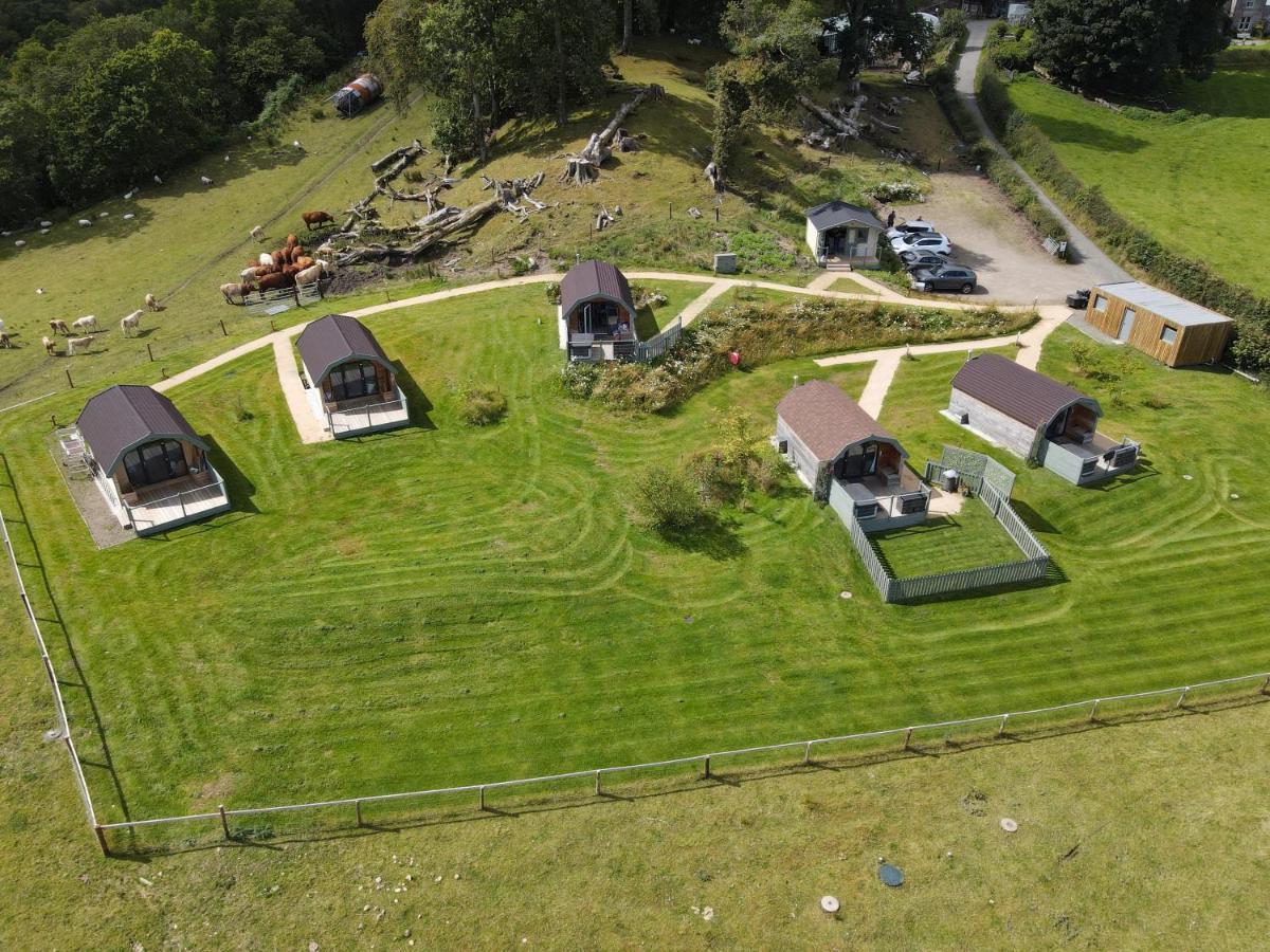 Bonnie Barns - Adults Only Luxury Lodges With Hot Tubs Luss Bagian luar foto